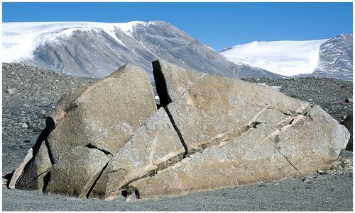 frost-wedging-example3